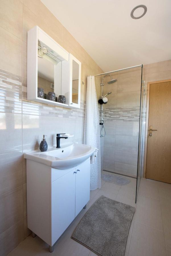 Bed and Breakfast Opg Horvat Sobe Za Odmor Daruvar Exterior foto