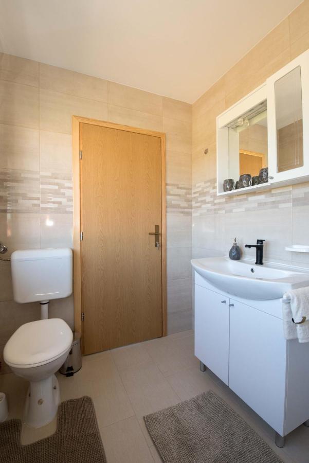 Bed and Breakfast Opg Horvat Sobe Za Odmor Daruvar Exterior foto